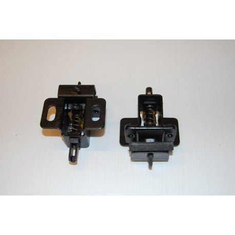 Lock for rear door LH/RH