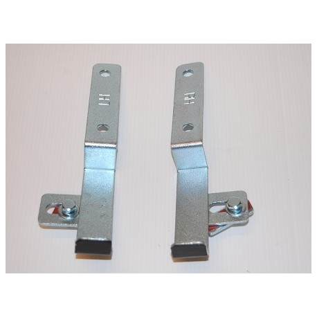 Amarok, bracket for...