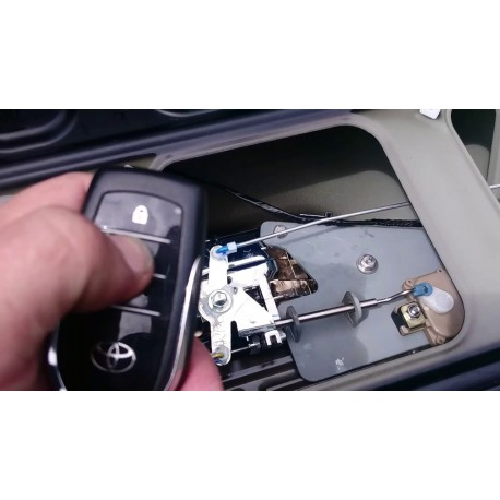 TAILGATE LOCK, ISUZU D-MAX...