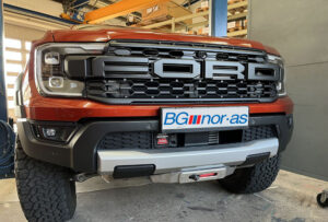 Vinschhållare för Ford Ranger Raptor 2022– (3L, V6)