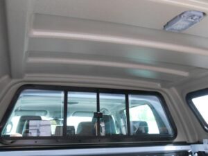 AEROKLAS flakkåpa, Ford Ranger/Mazda BT-50 2012– Extended-Cab, Frozen White
