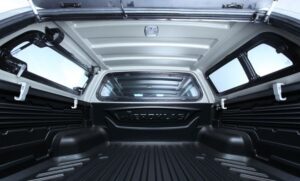 AEROKLAS flakkåpa, Mitsubishi L-200 D/C 2015–, Sterling Silver Metallic
