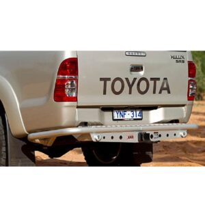 ARB Stötfångare med steg och dragkrok Toyota Hilux 2005–2015