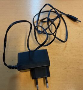 Laddare 230 V till startbooster 10500095