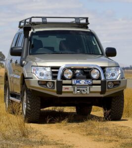 ARB takkorg i aluminium Mitsubishi Pajero 2006–