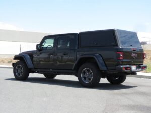 TJM flakkåpa i aluminium, Jeep Gladiator, svart