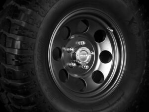 7×15 ET 0 aluminiumfälgar, svarta, med TÜV för Jeep Grand Cherokee ZJ/ZG
