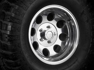8×15 ET-20 aluminiumfälg, polerad, med TÜV för TJ
