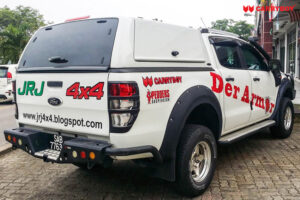 Bakdörr, glas med fjärrlås WMN (#81N) Toyota Hilux 2015–/Ford Ranger 2012–2022/Nissan Navara