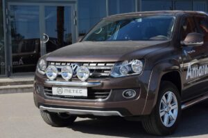 Lykthållare för 3 lampor, Volkswagen Amarok 2010–2020, rostfritt stål
