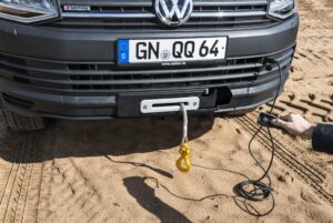WARN M-8000 12VDC, 3,6 ton med dold mont.sats, Volkswagen Transporter T6.1
