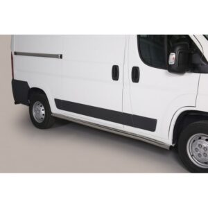 Sidoskydd / sidorör Ø63 mm Peugeot Boxer 2006– (MWB-version)