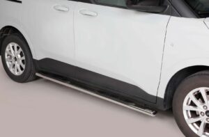 Ovalt sidorör med steg Ford Transit/Tourneo Courier 2024–