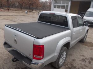 Flakkapell, vinyl, svart, VW Amarok 2010–2020 D/C
